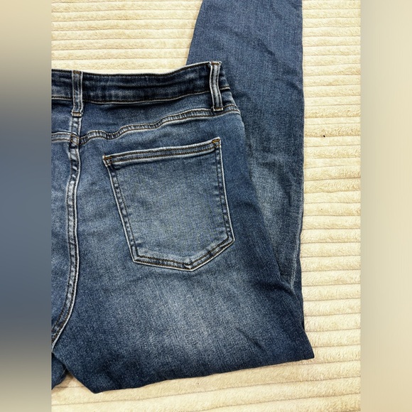 Kut, size 12, blue jeans - Picture 3 of 6